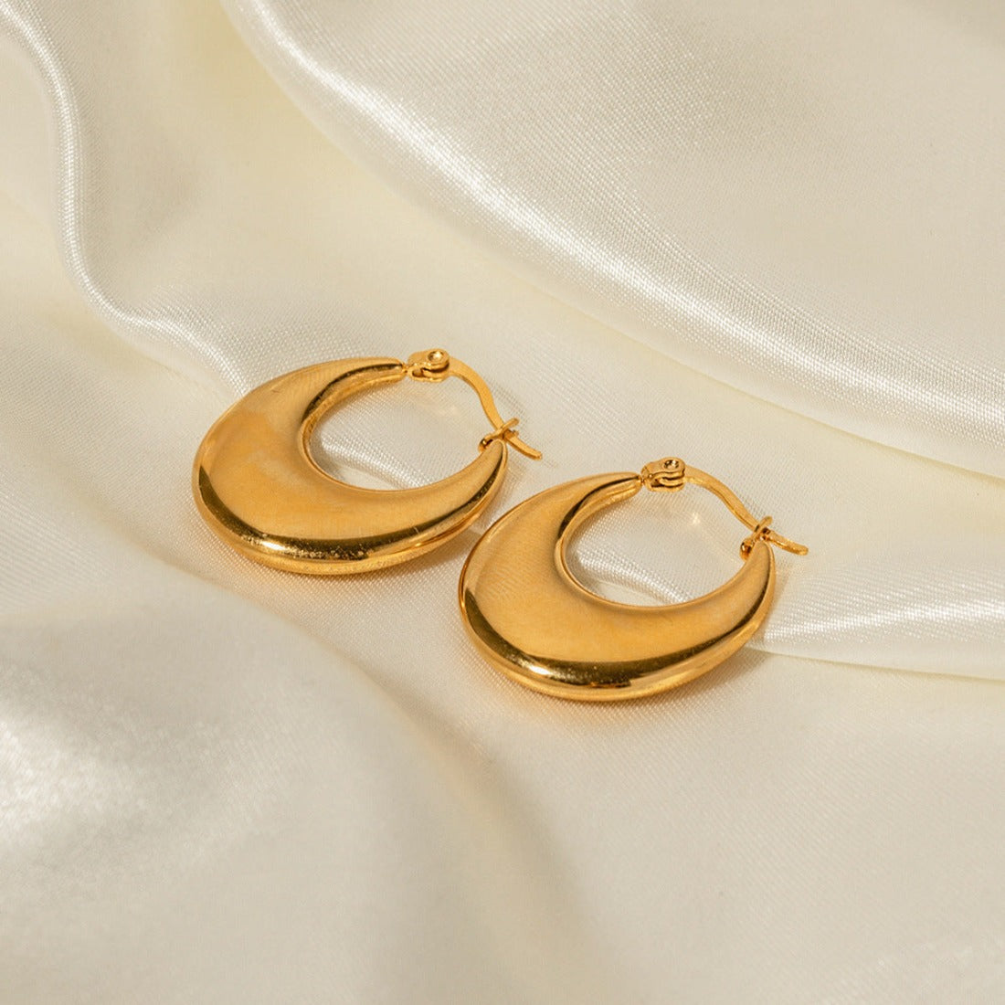 Gold Oval Hoop Earrings