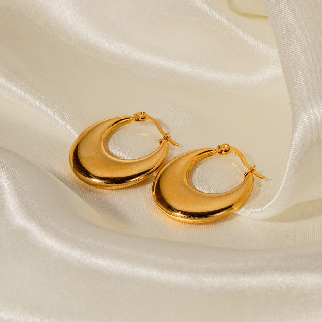 Gold Oval Hoop Earrings